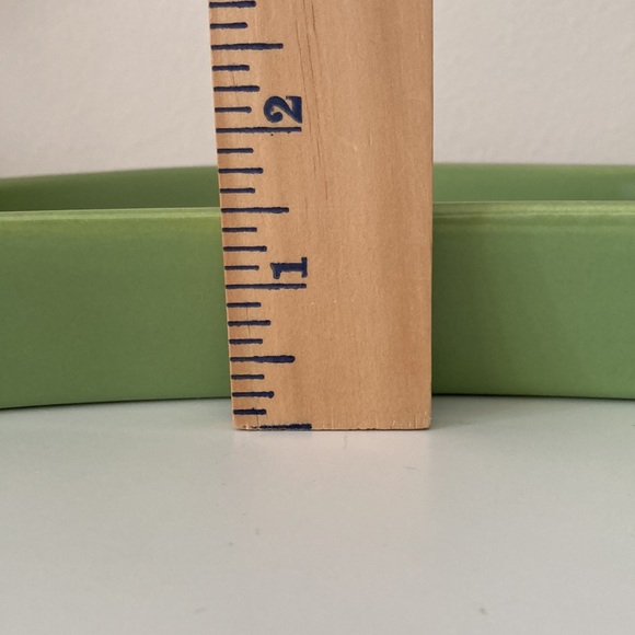 Serving Dish Boomerang with Handle Avocado like Green - Picture 7 of 10